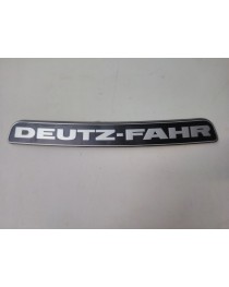 Deutz-Fahr 07 Frontembleem motorkap