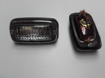 Begrenzingslamp met chroomrand Begrenzingslamp met chroomrand