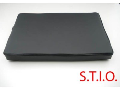 Deutz 06 Spatbordzitkussen zwart